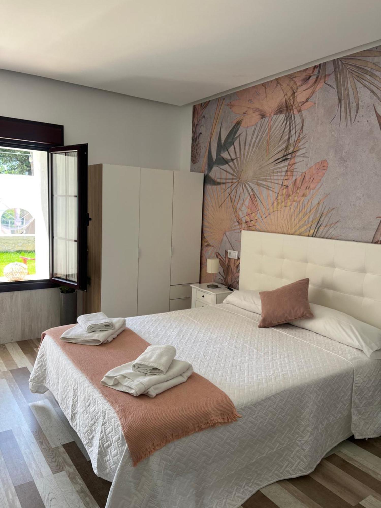 Casa Jardin El Colmenar Hotel Лас Навас дел Маркес Екстериор снимка