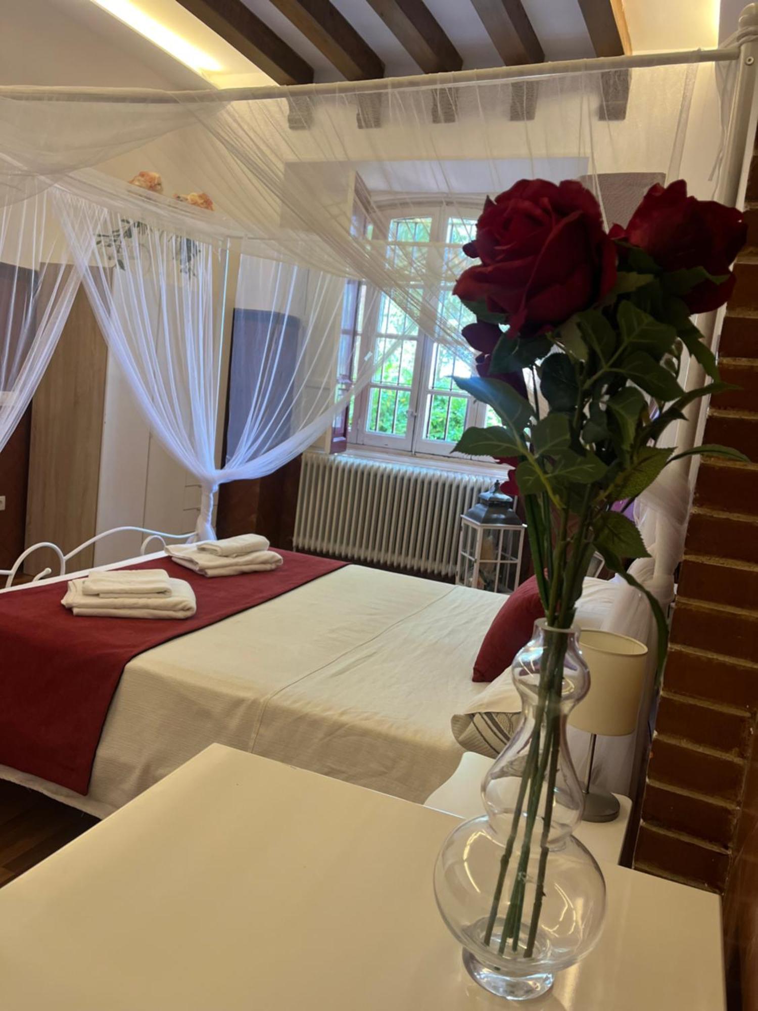 Casa Jardin El Colmenar Hotel Лас Навас дел Маркес Екстериор снимка